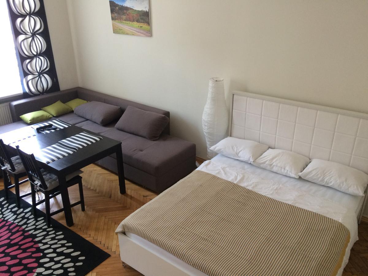 Cozy Apartment 39/34 Lviv Ngoại thất bức ảnh